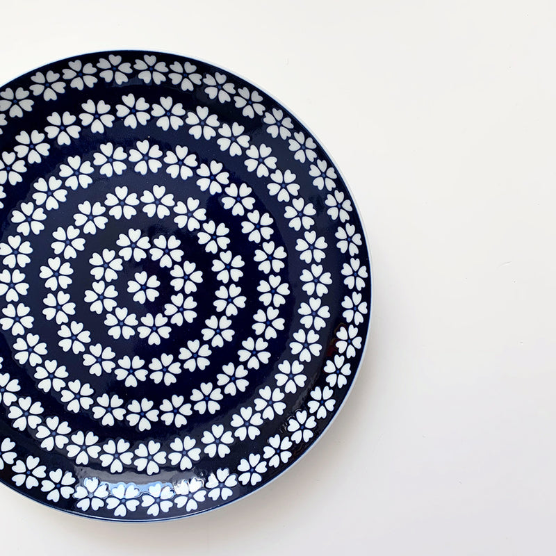 Porcelain Plate Large Komon